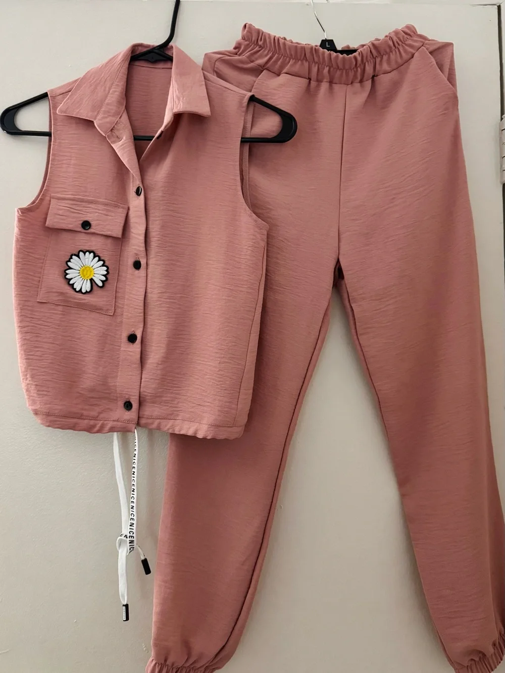 Relaxed Pink Women's Two-Piece Sleeveless Top & Jogger Set